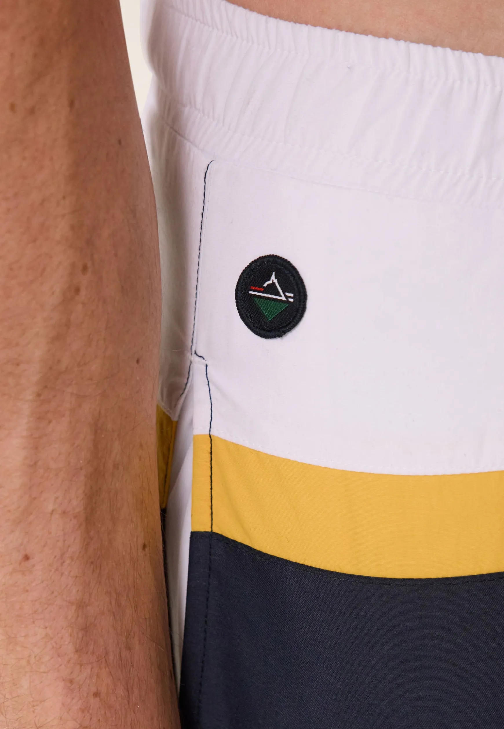 Le slip français Short de bain court ceinture élastiquée-Cormoran Marine Jaune<Homme Shorts De Bain